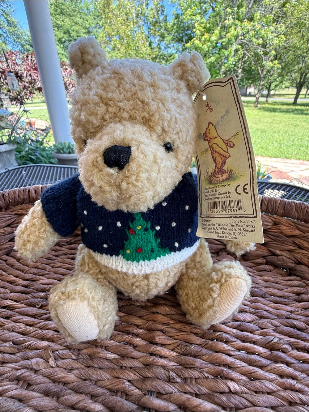 NWT Vintage Disney Gund Classic 7" Pooh Christmas Sweater Stuffed Plush Toy Bear
